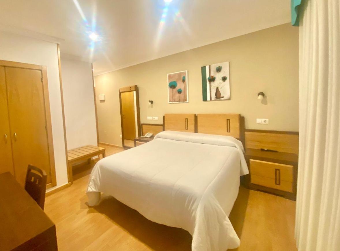 Hotel Spa Galatea Burela Extérieur photo
